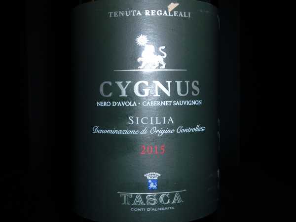 Tasca d`Almerita Cygnus Rosso Sicilia 2015